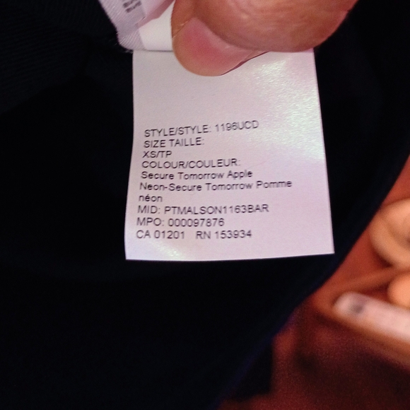 Snow Goose By Canada Goose Orion Tee Secure Tomorrow Apple Neon XS - Picture 12 of 12